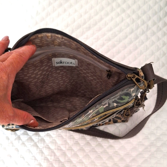 Sak Roots Basic Crossbody Animal Print - Picture 3 of 4